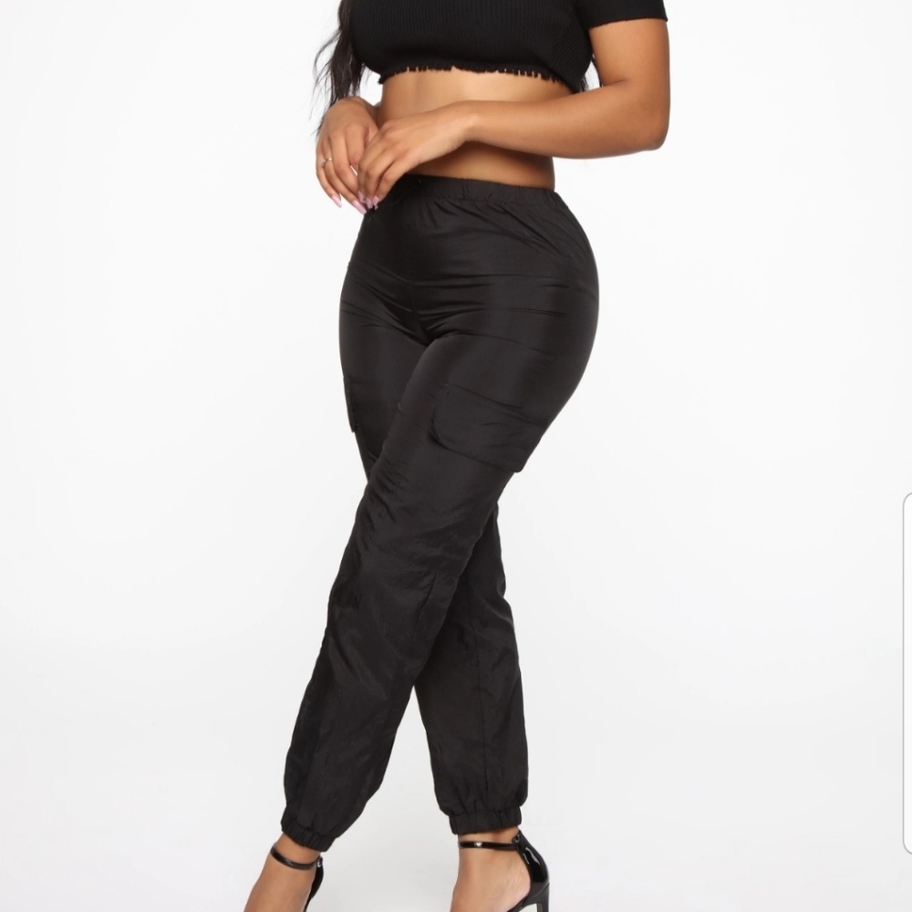 Fashion Nova Joggers (On The Rise Cargo Joggers)